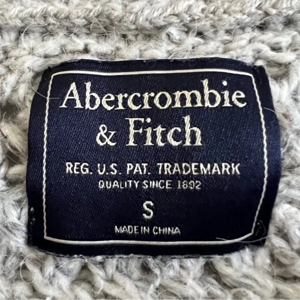 Abercrombie & Fitch Grey Knit Open Stitch Cropped Crewneck Sweater